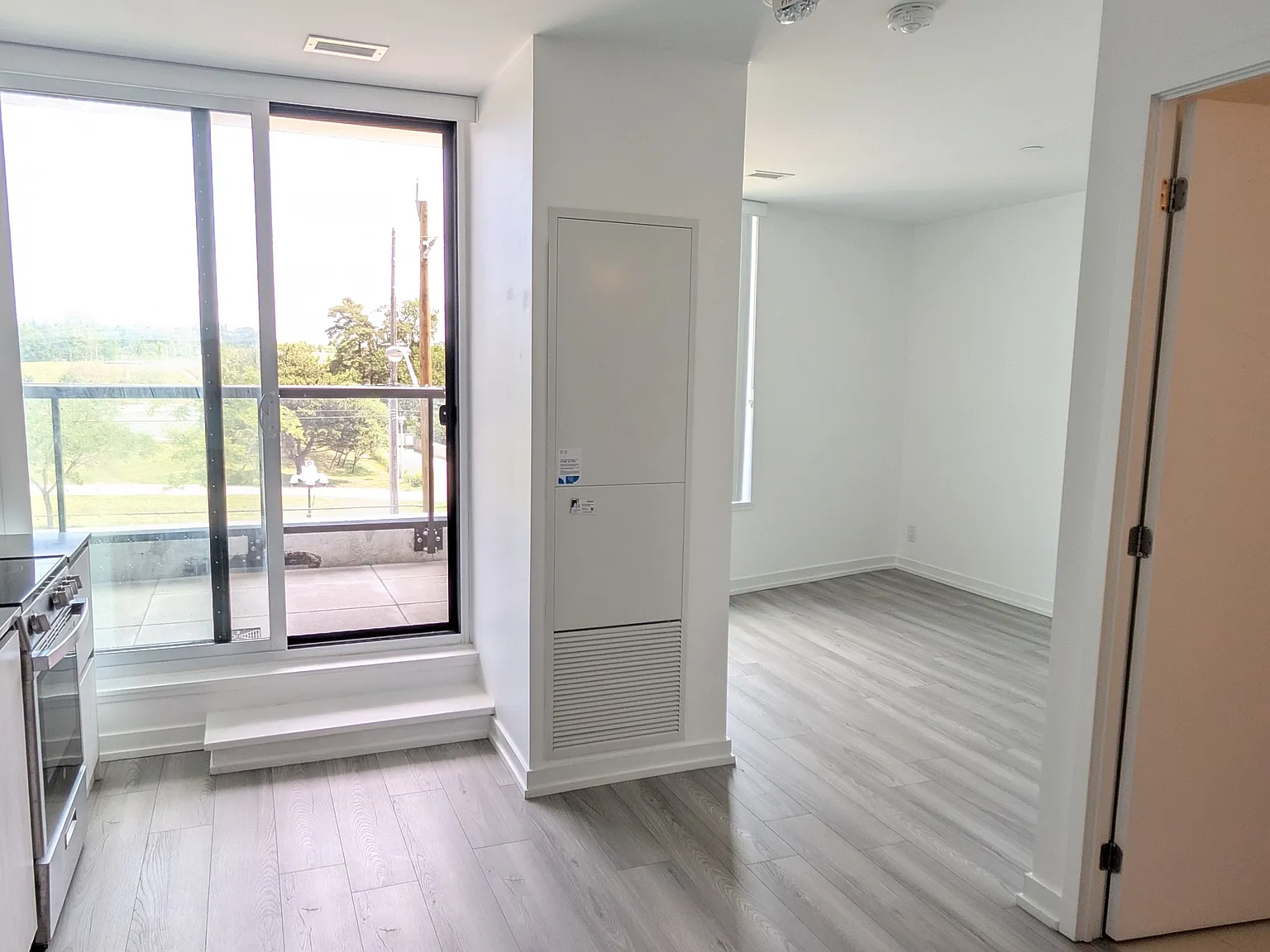Studio, $1,775 — Photo 3