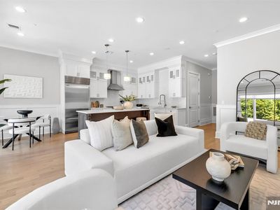 14 Gabriel Ct #14, Paramus, NJ, 07652