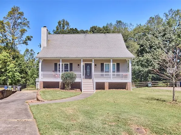 2131 Dave St, Winston Salem, NC 27127