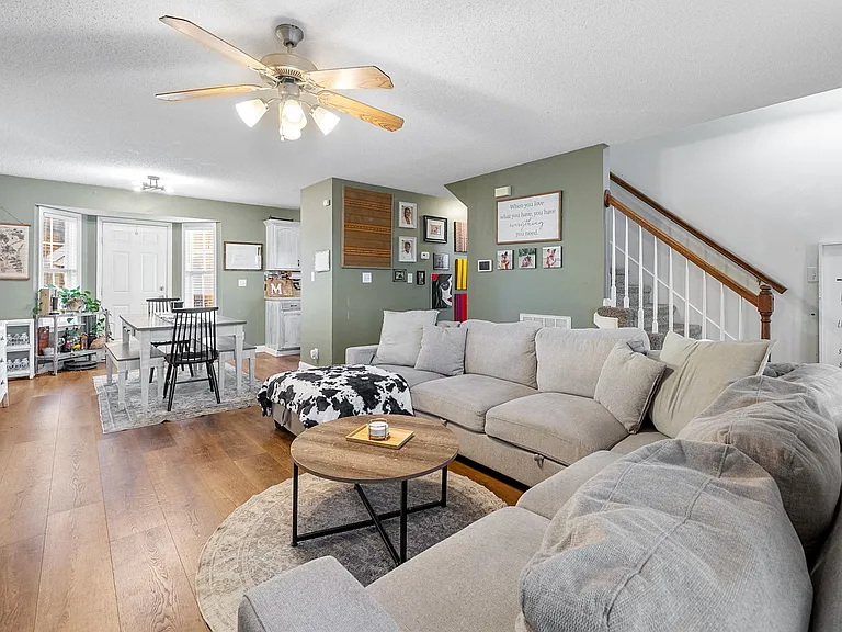 1700 Cedar Springs Cir — Photo 7