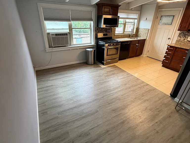 2148 W Rosemont Ave #4A — Photo 9