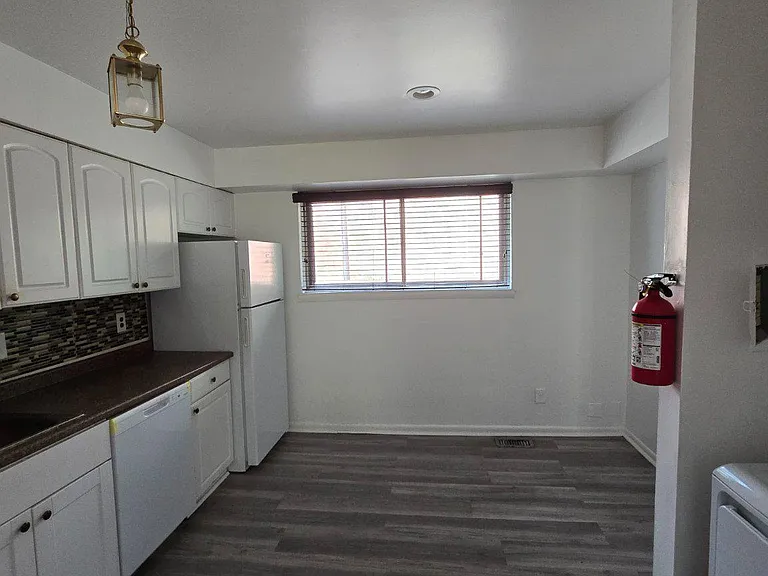 145 Echelon Rd — Photo 6