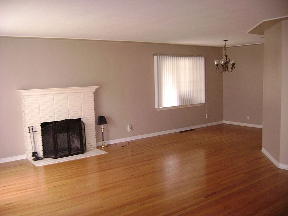 Living & dining area
