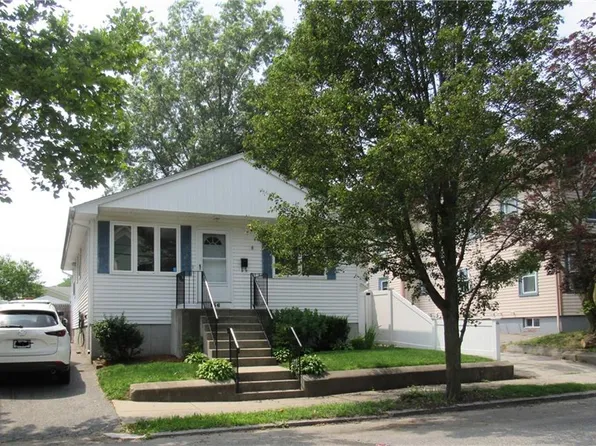 156 Nelson St, Providence, RI 02908