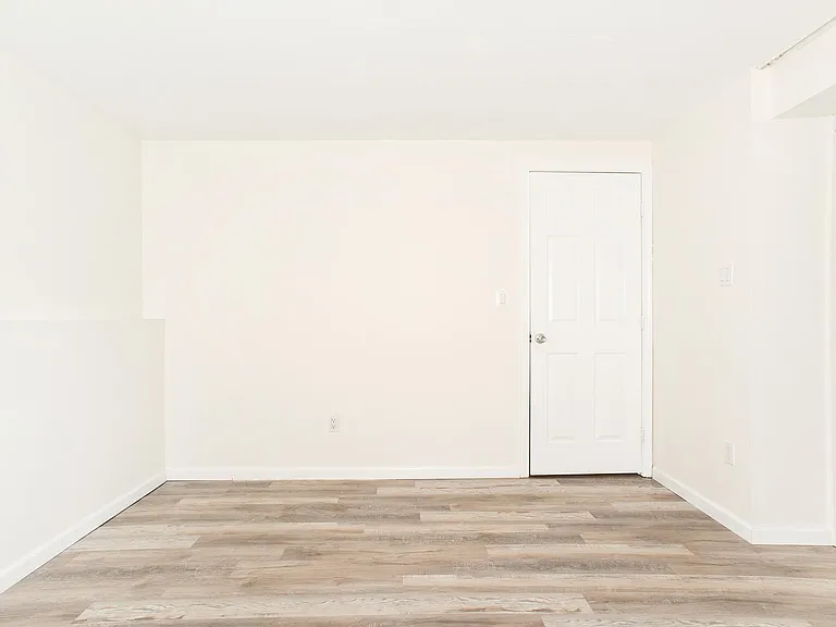 430 Blossom Tree Ct — Photo 29