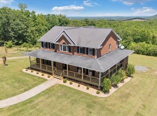 1615 Turkeycock Ln, Penhook, VA 24137