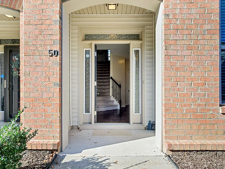 50 Transit Ln — Photo 4