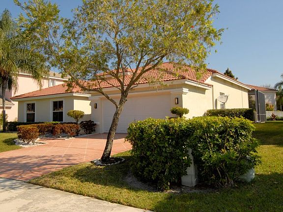 3rd image of 5815 La Gorce Cir