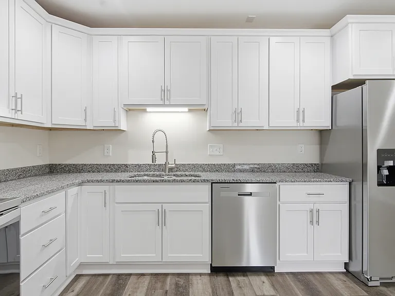 425 N Washington Ave #4 — Photo 8