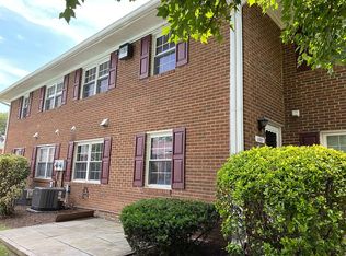8802 Walutes Cir, Alexandria, VA 22309