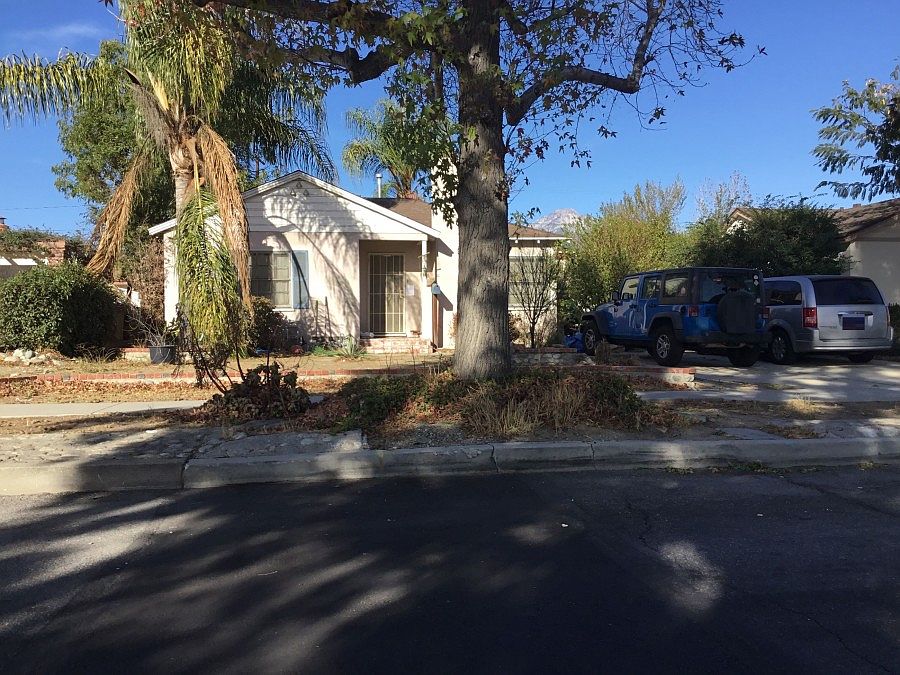 1st image of 745 E 5th St