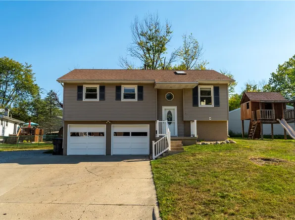 845 N Whitetail Cir, Mt Zion, IL 62549