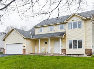 1500 Wintergreen Ct, Victoria, MN 55386