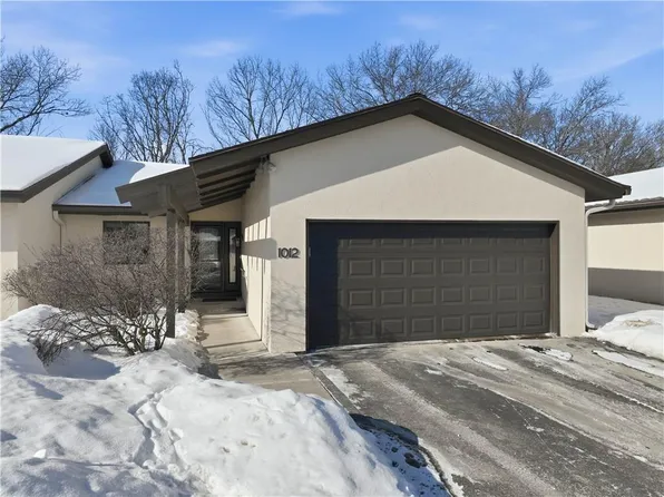 1012 Village Square Lane, Altoona, WI 54720