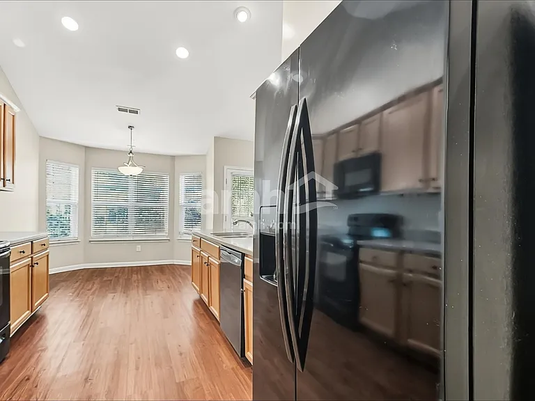 9029 Robins Nest Way — Photo 3