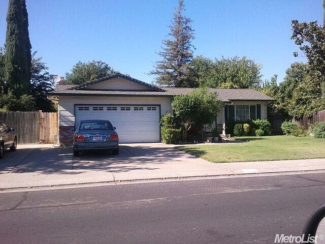 1st image of 2617 Stanfield Dr