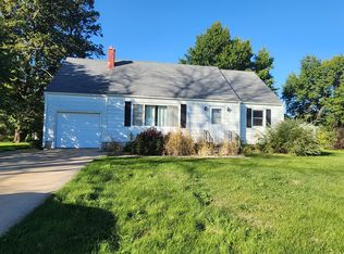 410 2nd St NE, Hayfield, MN 55940