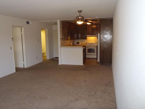 2nd image of 10250 Caminito Cuervo Unit 27