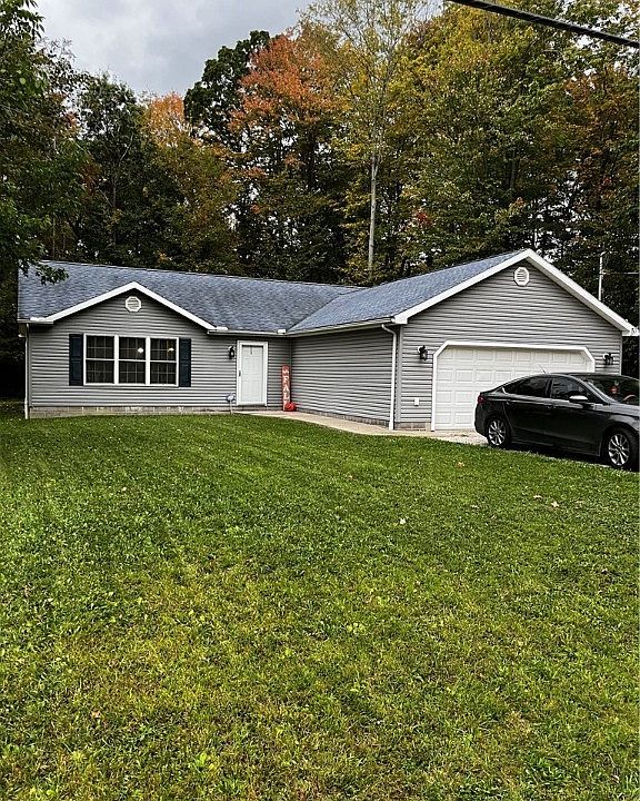 1st image of 2035 Columbia Ln