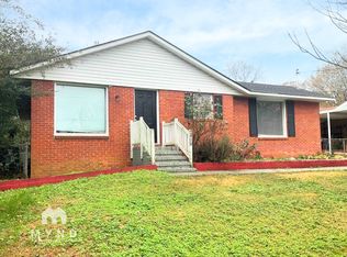 2808 Golden St, Raleigh, NC 27610