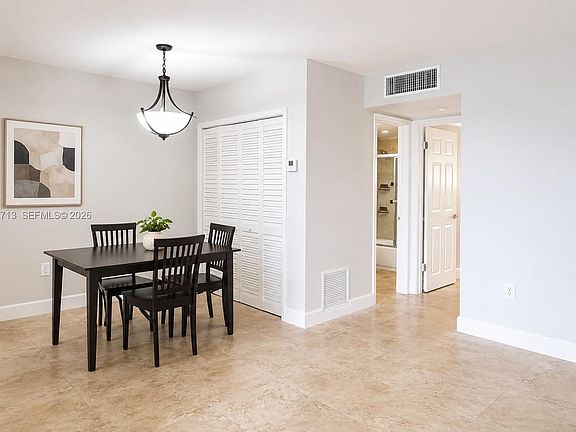 4th image of 12590 NE 16th Ave APT 605