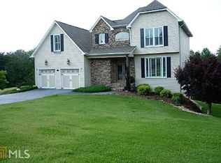 15 Hyalite Rd E, Dahlonega, GA 30533