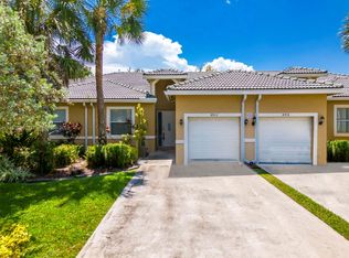 8912 NW 40th St #8912, Pompano Beach, FL 33065