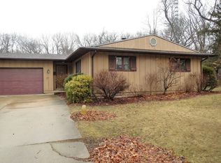 4096 W Timber Ln, Grand Detour, IL 61021