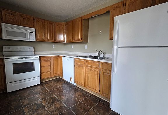 3rd image of 148 Gray Station Rd APT 107