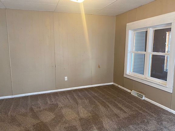 3rd image of 912 S 4th Ave #A