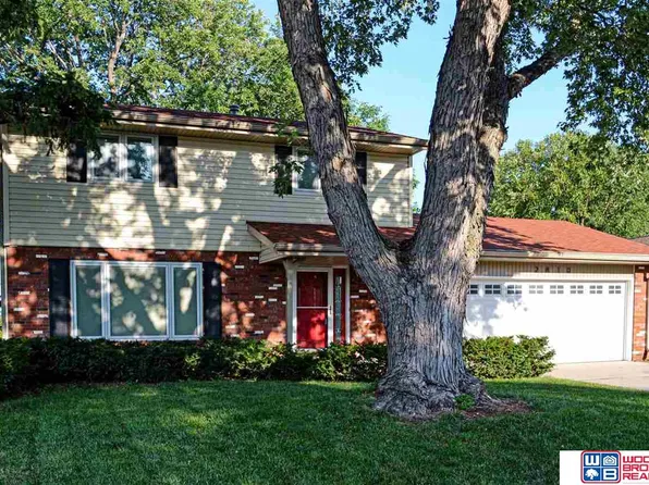2810 S 52nd St, Lincoln, NE 68506