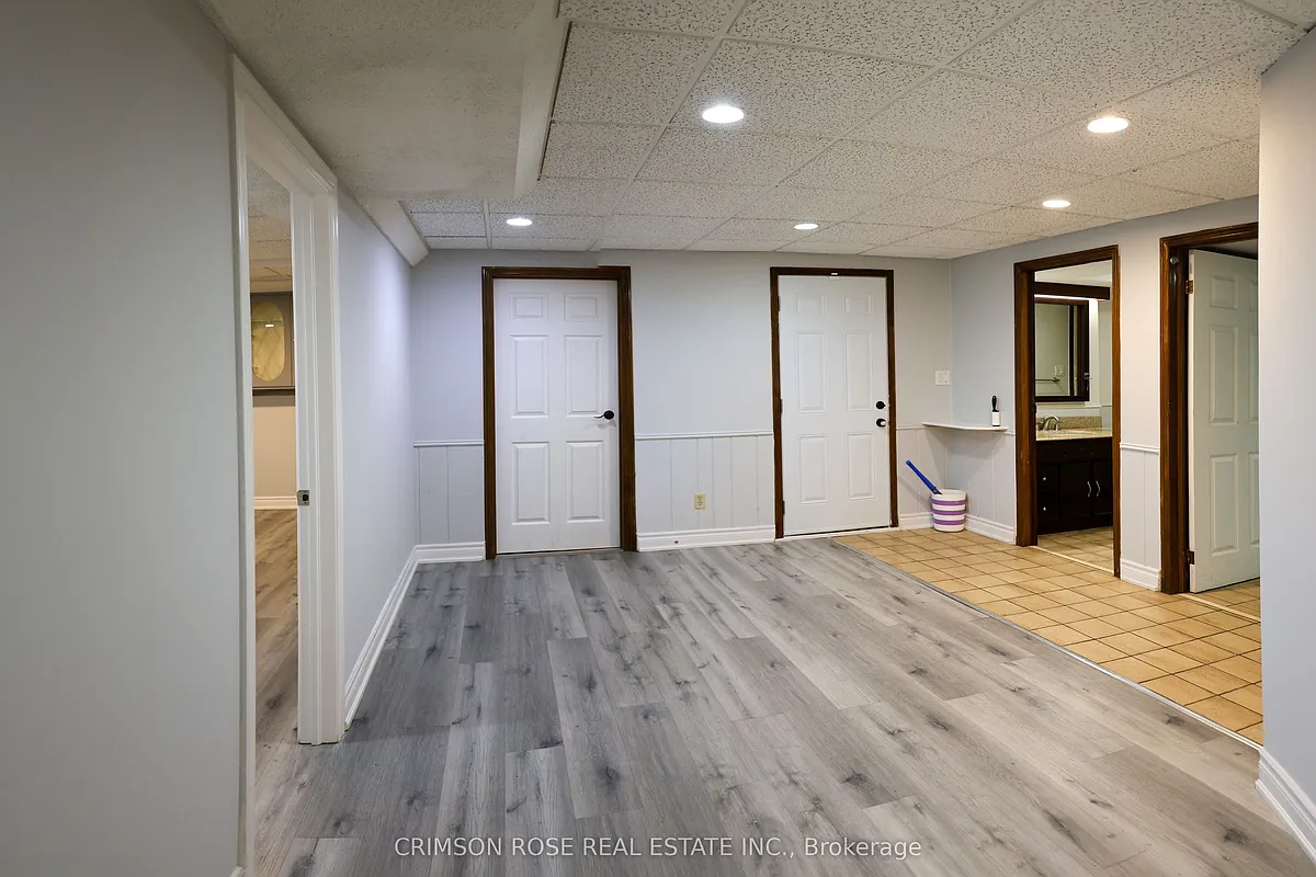 Building Photo - 2065 Madden Blvd #BASEMENT