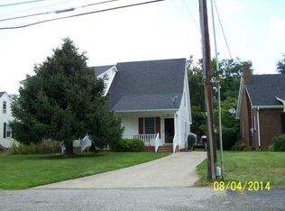 203 Broadway St, Versailles, KY 40383