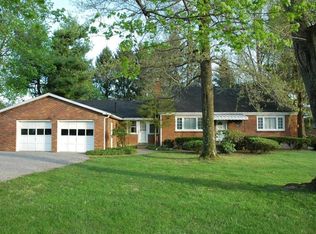 779 Blackhawk Rd, Beaver Falls, PA 15010