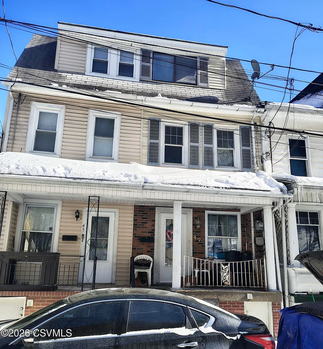 47 S Rock St photo 1