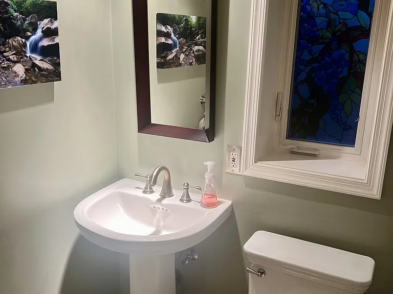 11409 Lund Pl — Photo 9