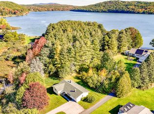 133 Lake View Drive, Rockland, ME 04841