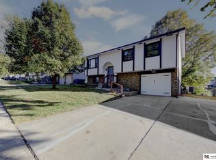 12951 Chandler St, Omaha, NE 68138