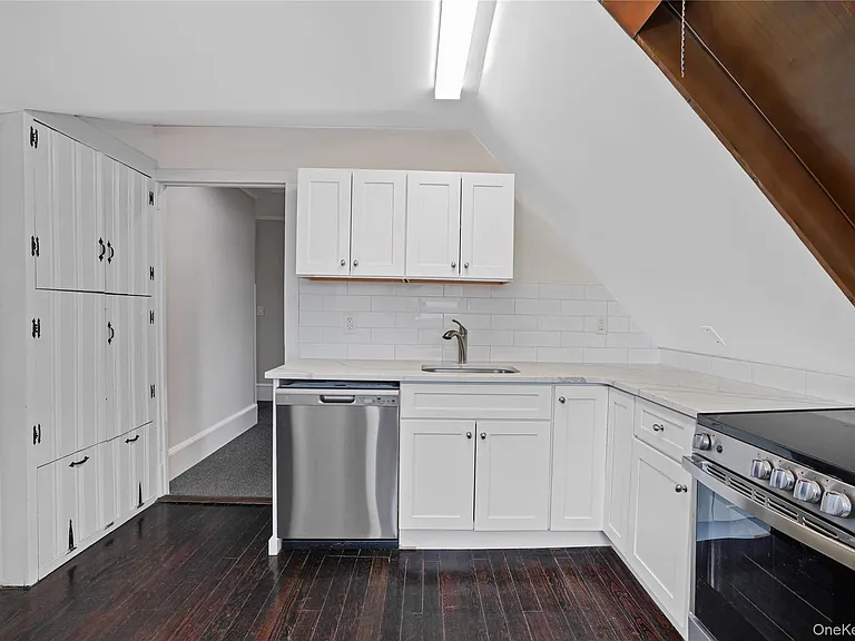 9 Ridgeview Ave — Photo 18