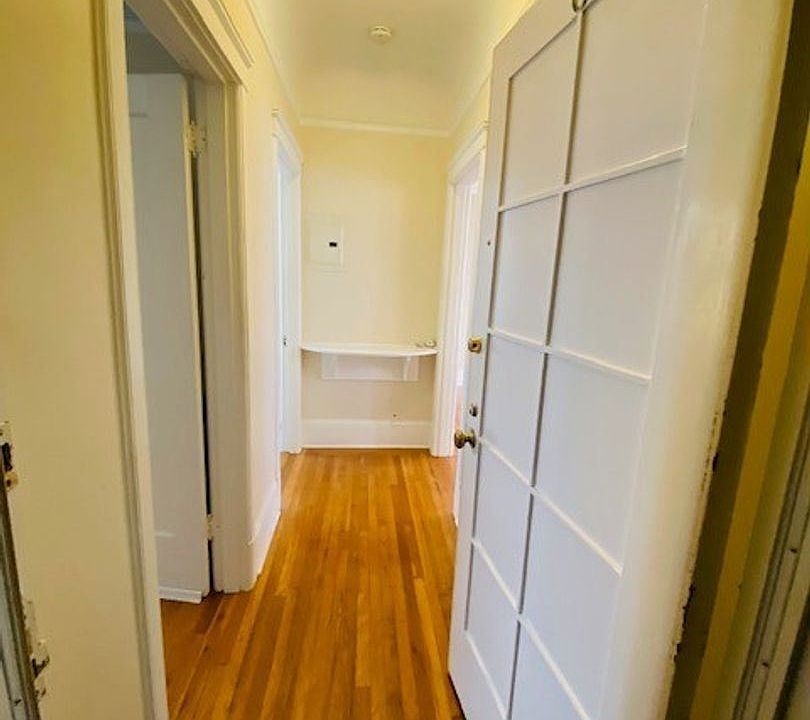 1st image of 16 Linda St APT 6