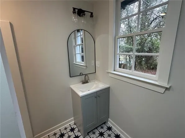 500 Kathleen Dr, Ponchatoula, LA 70454