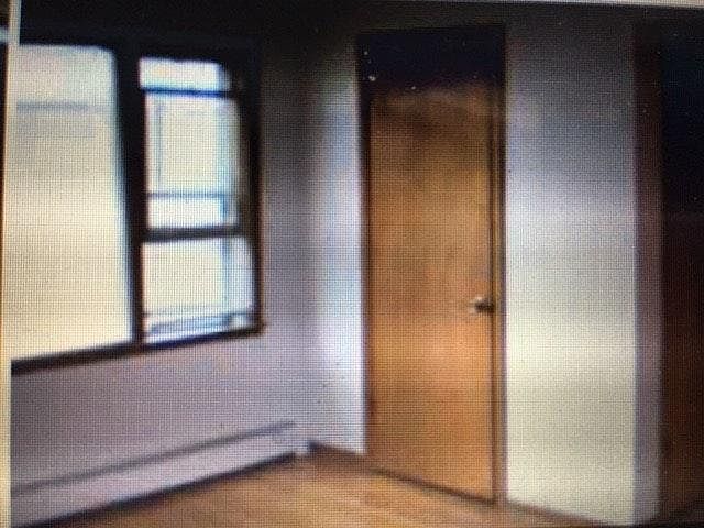 2nd image of 187 S Villa Ave