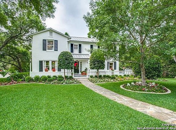 2nd image of 364 Morningside Dr