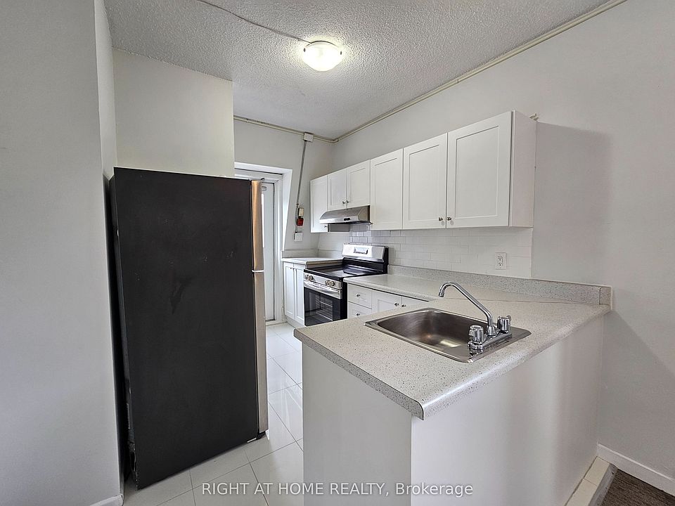 1st image of 505 Church St #302
