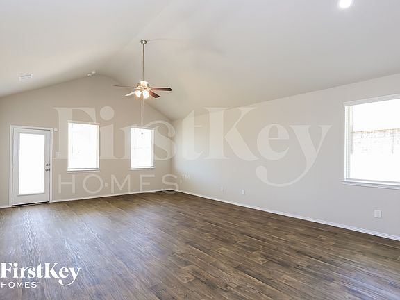 3rd image of 4411 Andorno Dr
