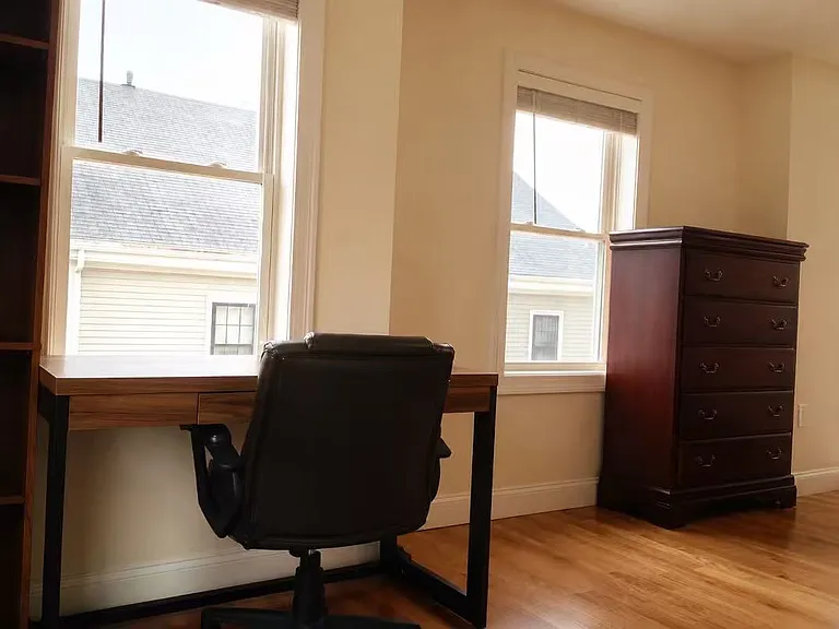 473 Concord Ave — Photo 11