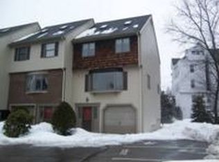 95 Wheelock St, Manchester, NH 03102