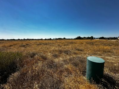 77th St W, Rosamond, CA, 93560