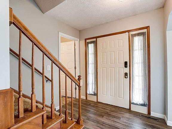 4th image of 10098 Granden St