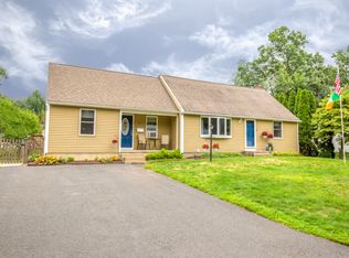 3 Wagon Rd, Enfield, CT 06082